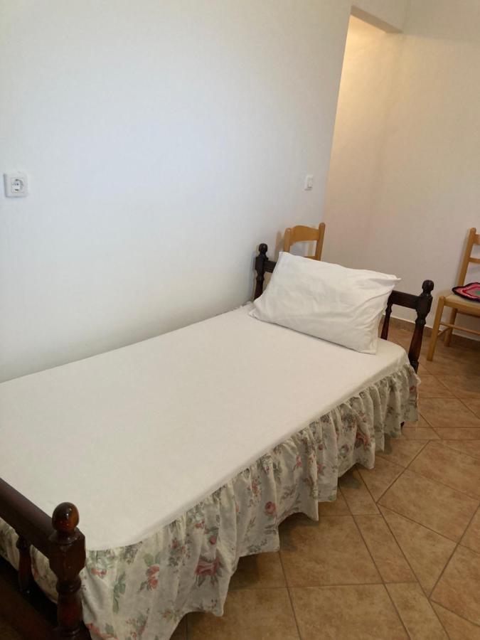 Aladhinon Agkyra Rooms מראה חיצוני תמונה