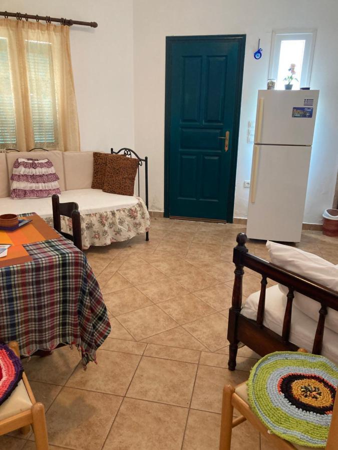 Aladhinon Agkyra Rooms מראה חיצוני תמונה